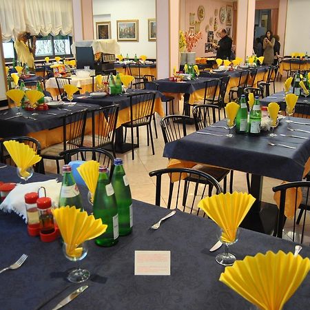 Hotel Ristoro Μπελάρια-Ιτζέα Μαρίνα Εξωτερικό φωτογραφία