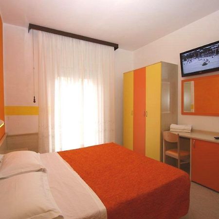 Hotel Ristoro Μπελάρια-Ιτζέα Μαρίνα Εξωτερικό φωτογραφία