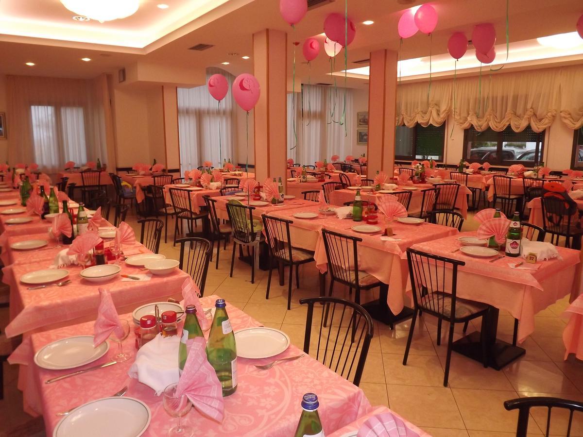 Hotel Ristoro Μπελάρια-Ιτζέα Μαρίνα Εξωτερικό φωτογραφία