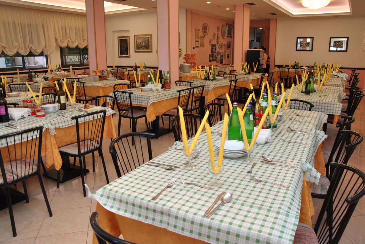 Hotel Ristoro Μπελάρια-Ιτζέα Μαρίνα Εξωτερικό φωτογραφία